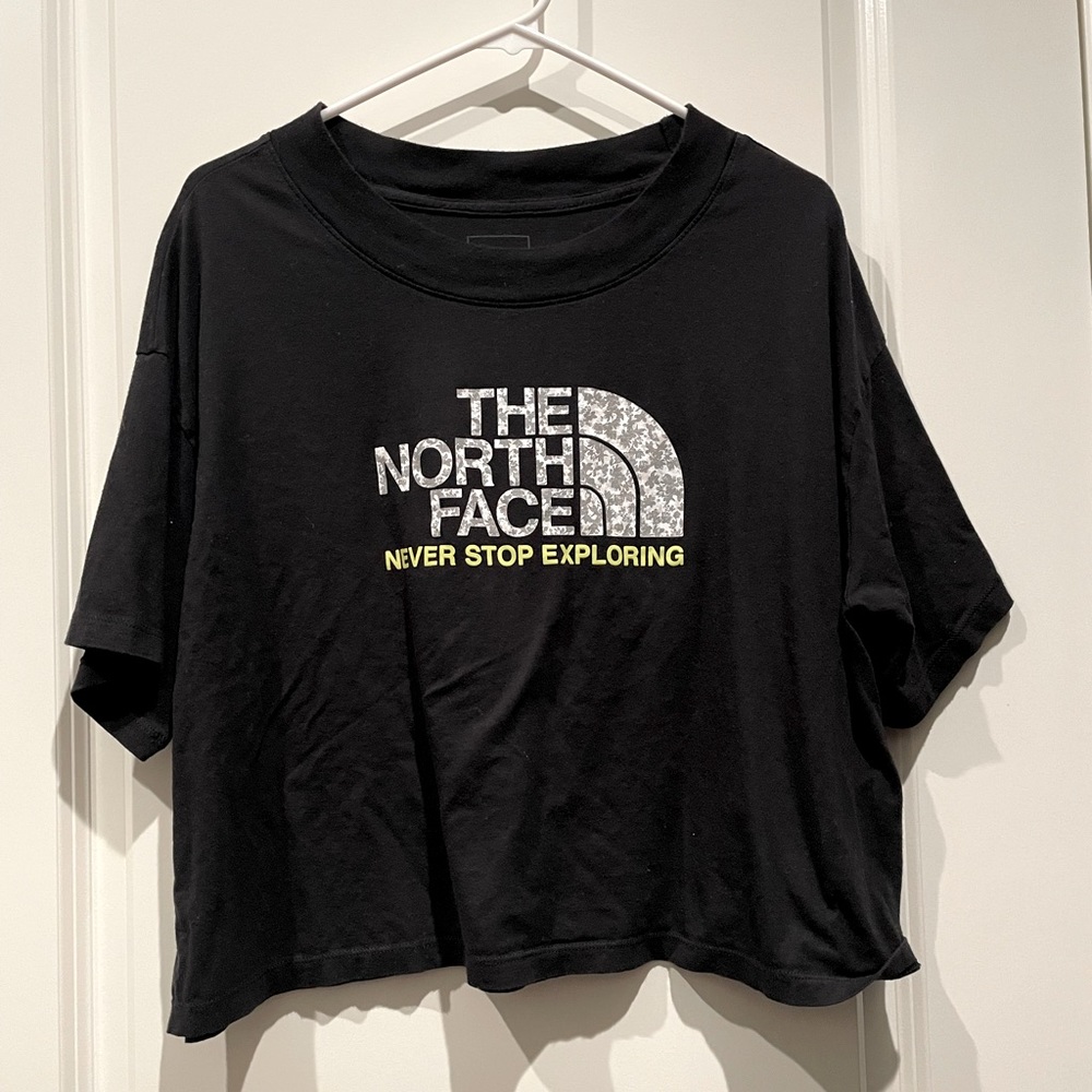The North Face Boxy Cropped T-shirt
